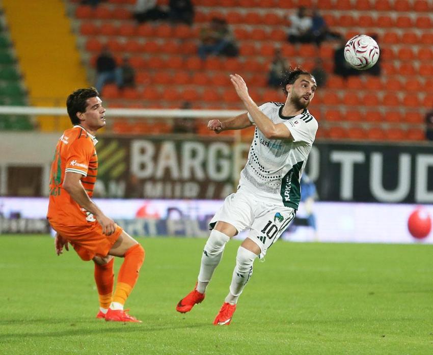 Kocaelispor Alanyaspor deplasmanından 3 puanla dönüyor