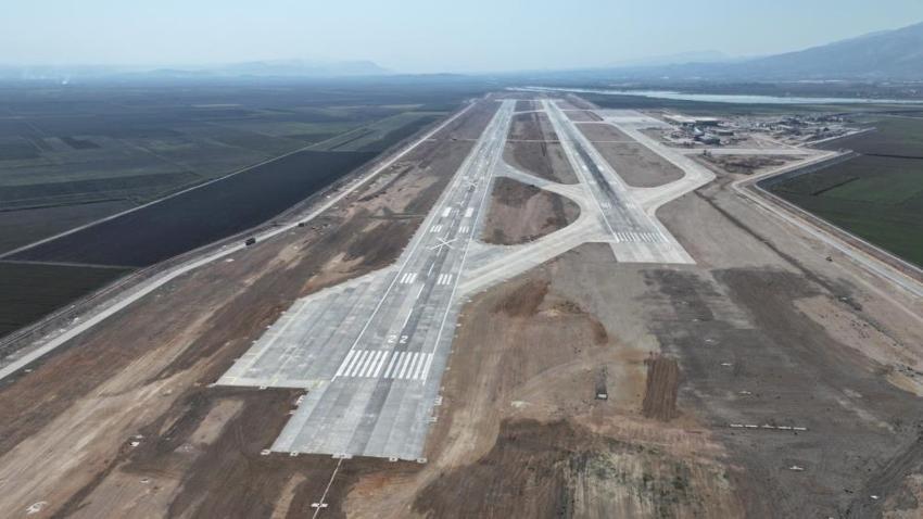 Hatay Havalimanı’nda çalışmalar sürüyor! Bakan Uraloğlu tarih verdi