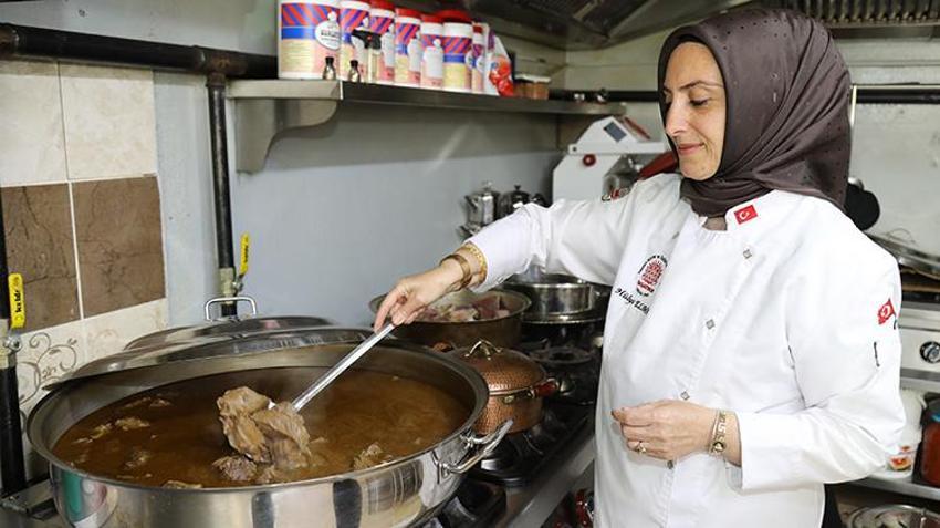 1 kilo kıyma ve 5 kilo unla başladı, dev bir kadın istihdamı üssü kurdu: Almanya ve Fransa kapısında kuyruk oldu!