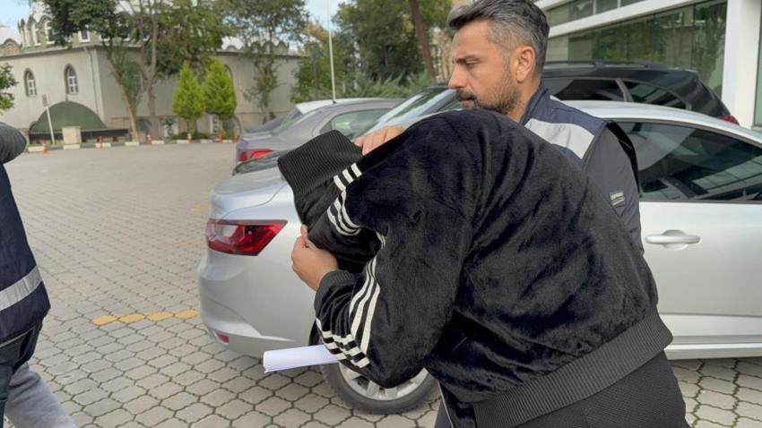 39 yaşındaki adamı tuzağa düşüren 3 şüpheli cezaevine gönderildi: Zorla 300 Bin TL kredi çektiren 3 şüpheli tutuklandı!