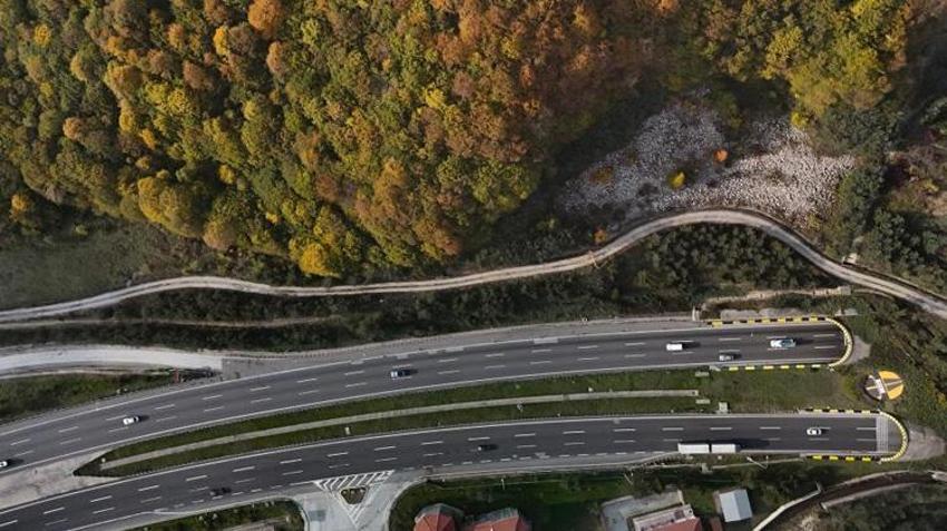 İstanbul-Ankara yolunda sonbahar büyüsü! Görenleri mest etti