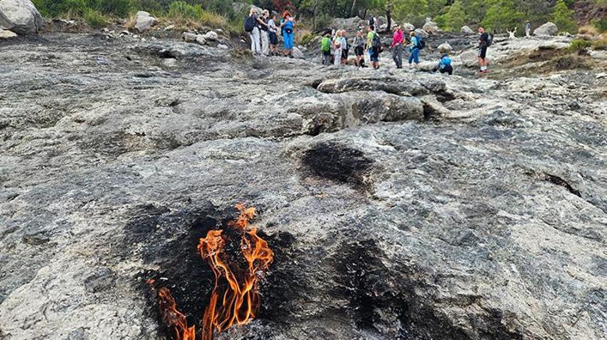 Antalya'daki Yanartaş'ta büyük değişim! Yıllardan beri turistlerin uğrak noktası