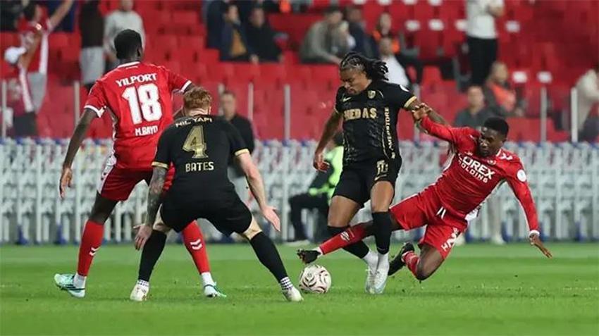 Amedspor maçı sonrası dibe vurdular: Samsunspor kulüp tarihinin en kötü serisine imza attı!