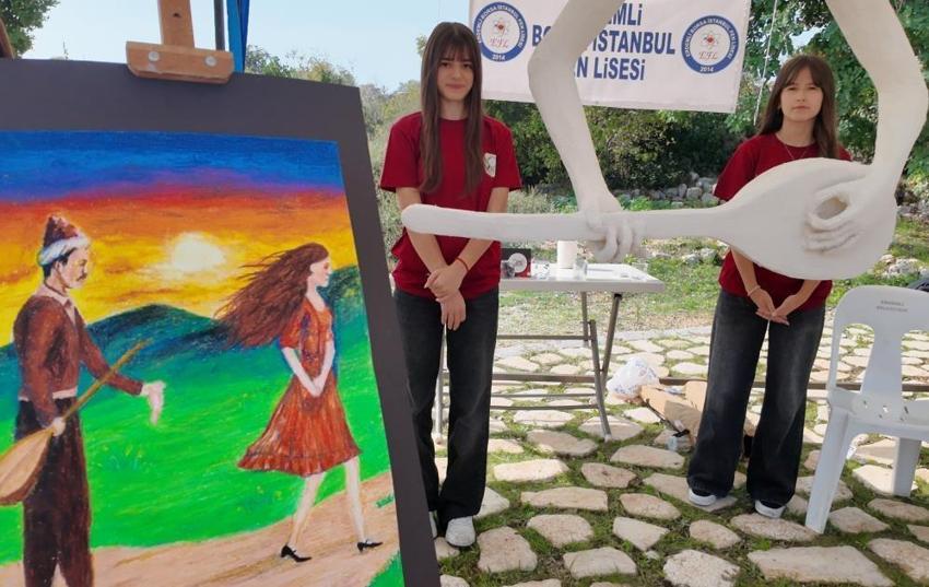 Kanlı Divane’de tarihle müzik buluştu: Türküler obrukta yankılandı