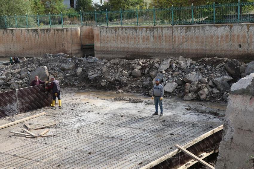 Oltu Çayı’na 6 yeni köprü geliyor: İlk iki köprüde inşaat başladı