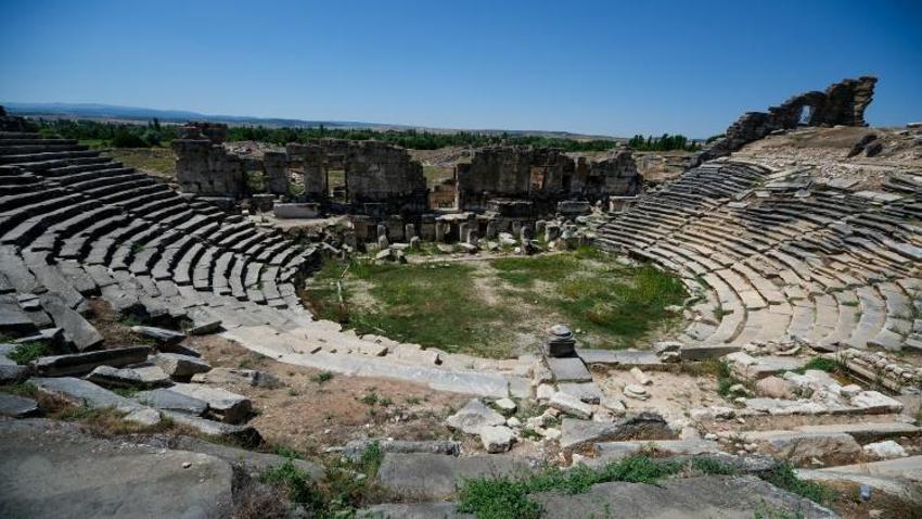 Roma'nın izlerini taşıyan antik kent: Aizanoi
