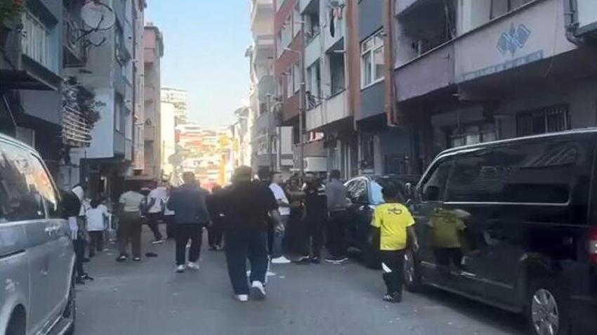 Evli olduğunu öğrenip ayrıldığı eski sevgilisini tornavidayla ağır yaraladı!