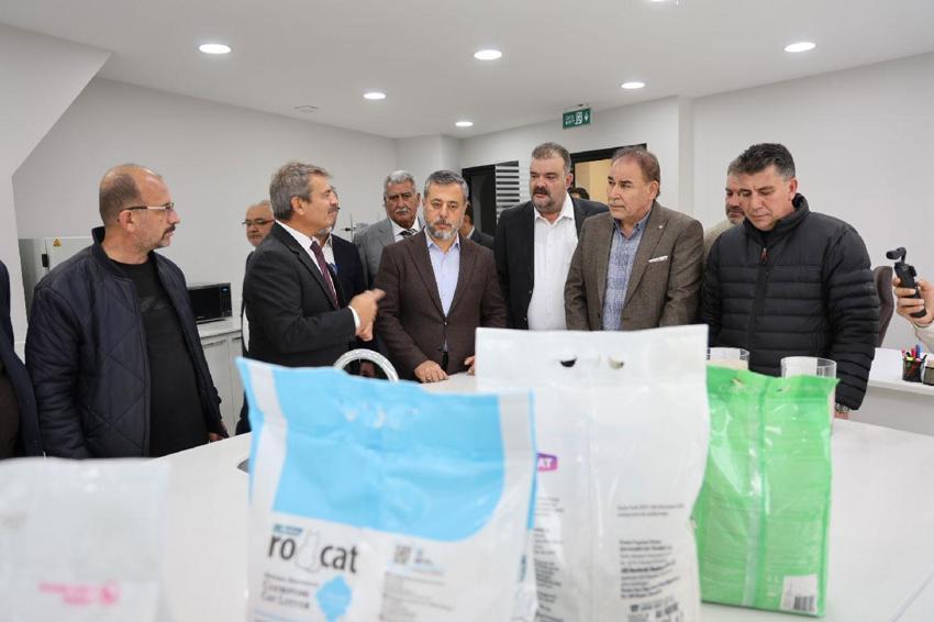 Bentonit madenini işleyerek kedi kumu üreten firma Türkiye'ye 50 milyon dolar döviz kazandırıyor