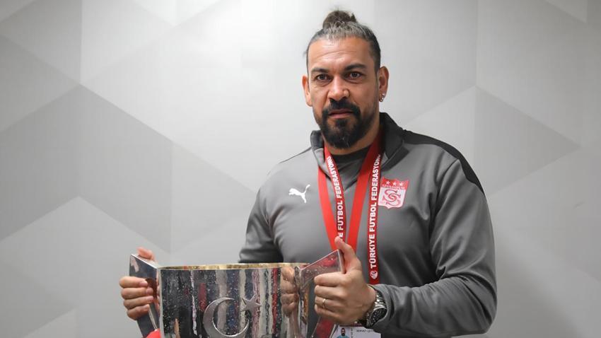 Sivasspor'da İsmail Kartal, Servet Çetin derken yeni teknik direktör bombası patladı