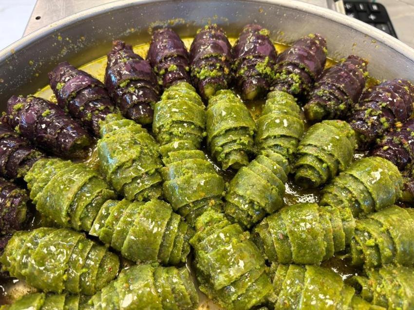 Baklavaya Fransız dokunuşu: Antepli usta Ömer Kozan baklavaya yeni boyut kazandırdı! Kilosu 2 bin TL!