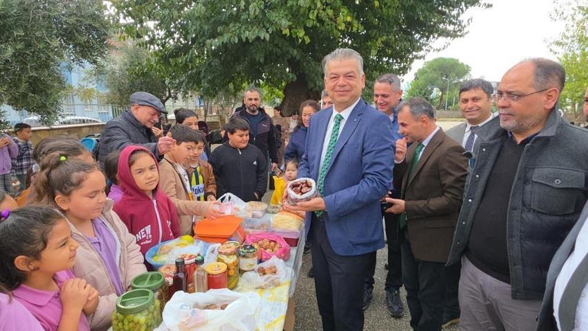 Aydın’da okul bahçesi pazara dönüştü: Öğrenciler satış yaptı
