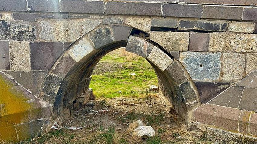 Kanuni’nin mirası Kırkgöz Köprüsü yok olma tehlikesiyle karşı karşıya