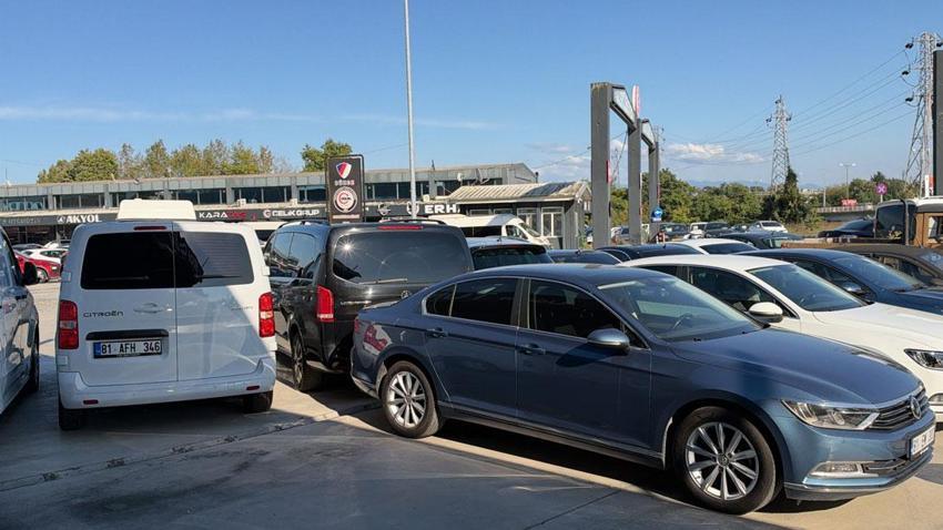 Otomotiv piyasasında tercihler değişti! Otomobil yatırım aracı olmaktan çıktı: Eski araba devri bitiyor, elektrikliye ilgi artıyor