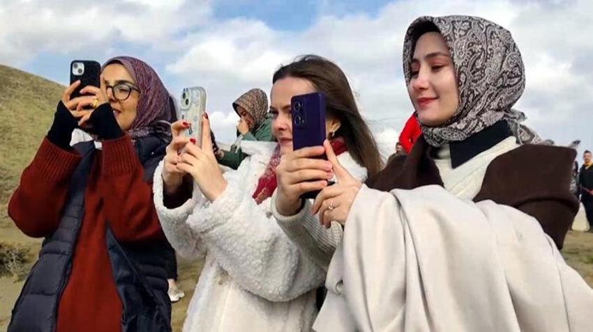 Muş'ta 120 kişi bir araya geldi! Bölgenin en büyüleyici noktasını keşfetti: Herkes hayran kaldı
