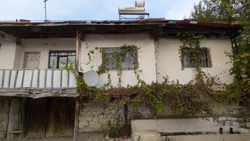 Yozgat Çiğdemli'nin ezber bozan asker uğurlaması: 'Ekmek Ocağı'ndan lokma yiyen kınalı Hasanlar sağ salim dönüyor!