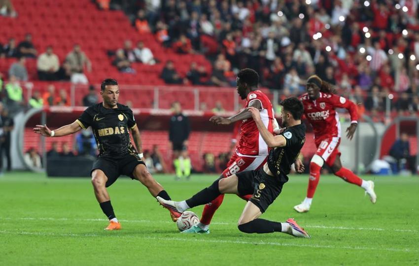 Thomas Reis ile başladı, Yüksel Yıldırım'a laf attı! Samsunspor'u karıştıracak: Lastik patlıyor