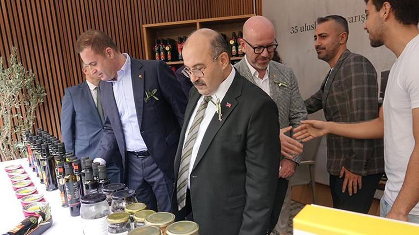 Ayvalık'ta 'sıvı altın' sezonu görkemli törenle başladı: 21. Uluslararası Ayvalık Zeytin Festivali başladı!