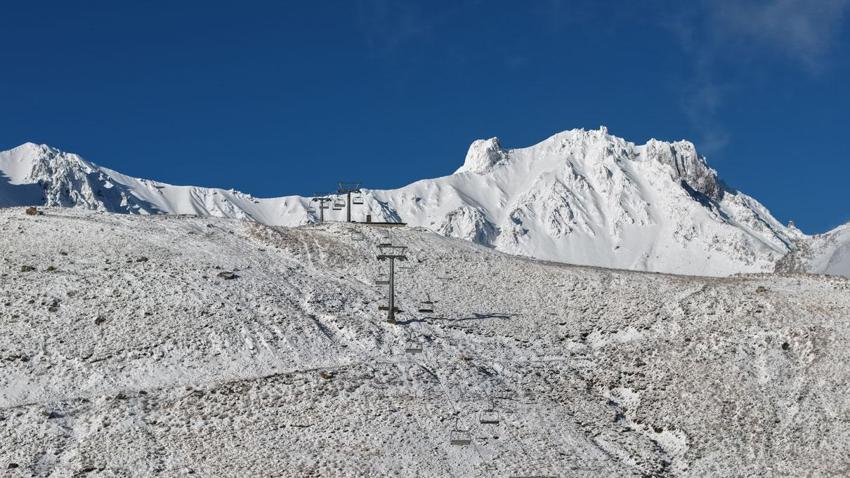 Erciyes Dağı'na kar yağdı, güzel görüntüler ortaya çıktı