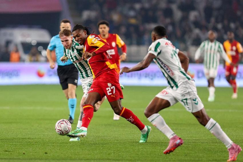 Konyaspor - Galatasaray maçında 4 gol ve 1 penaltı vardı