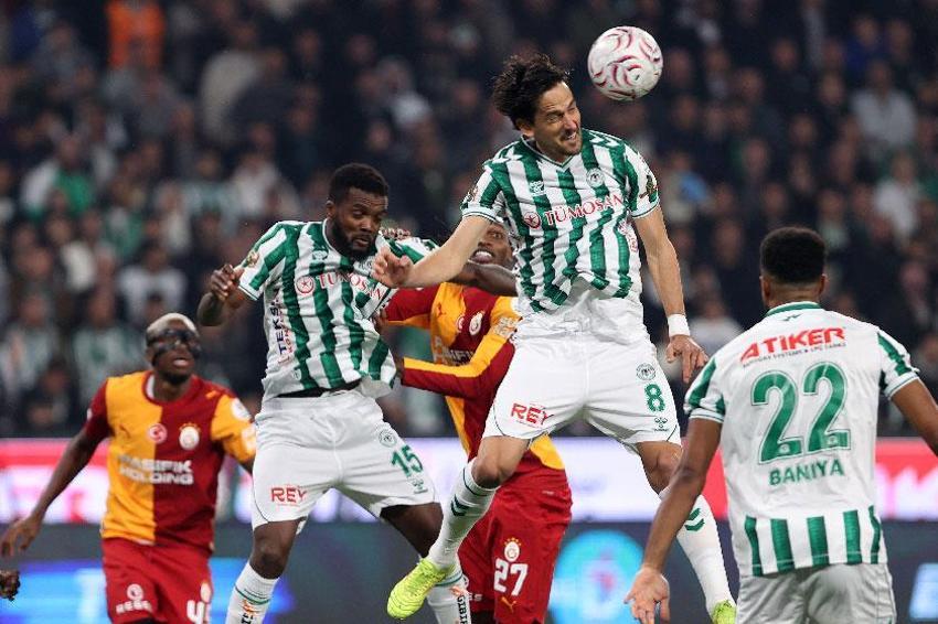 Konyaspor - Galatasaray maçında 4 gol ve 1 penaltı vardı