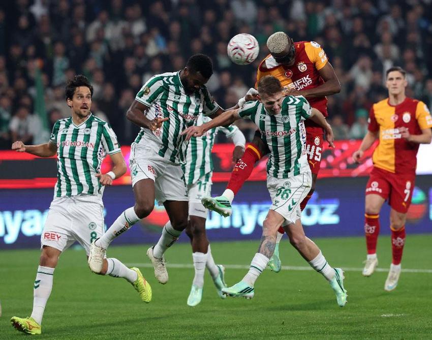 Konyaspor - Galatasaray maçında 4 gol ve 1 penaltı vardı
