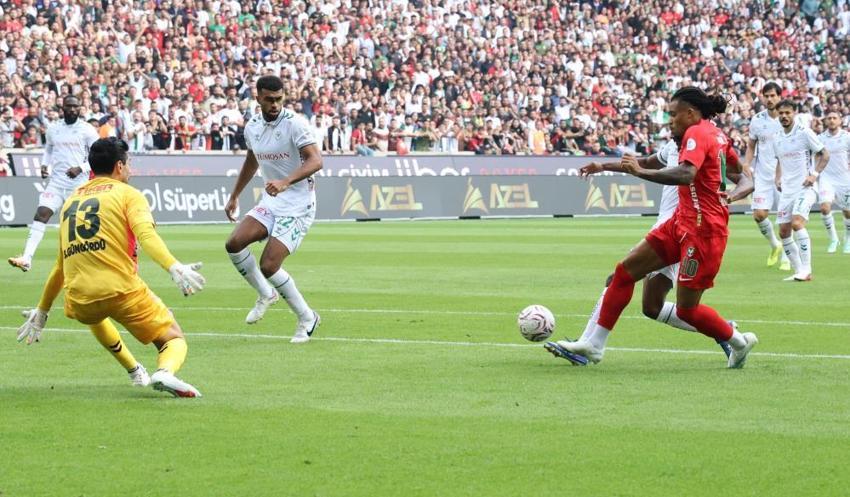 Amedspor'da Galatasaray maçı öncesi kabus! 3 yıldız isim yazıldı