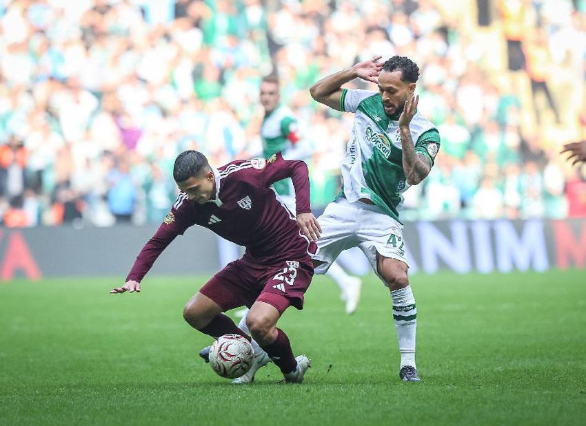 Bursaspor - Bandırmaspor maçında 3 puan 3 golle geldi