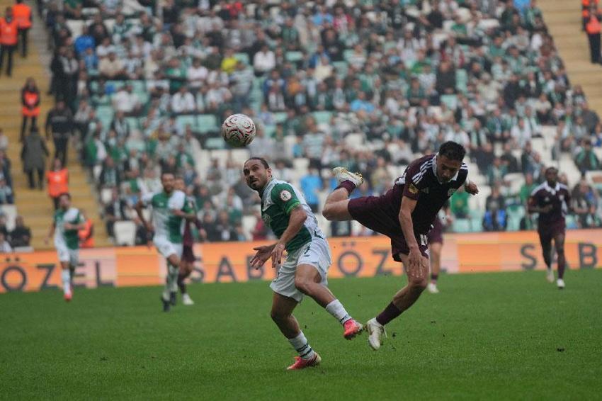 Bursaspor - Bandırmaspor maçında 3 puan 3 golle geldi